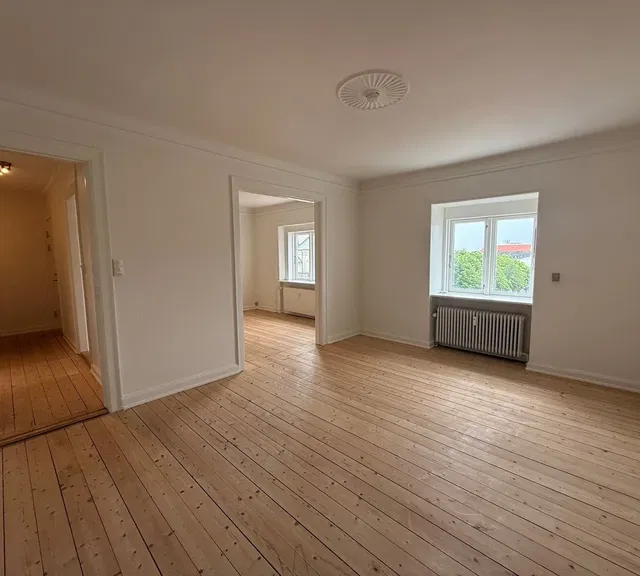 apartment Lys 3-værelses lejlighed tæt på gågaden