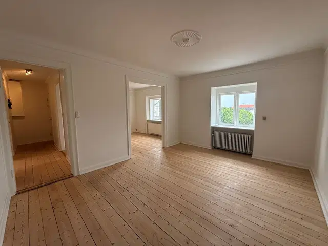 apartment Bright 3-room apartment close to the pedestrian street