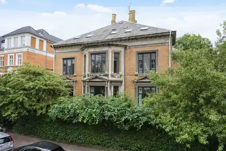 apartment Stor herskabslejlighed med klassisk charme