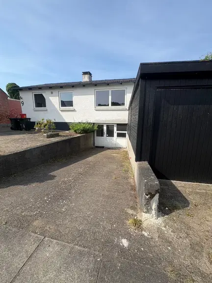 house Charmerende 2-plans hus i Tørring