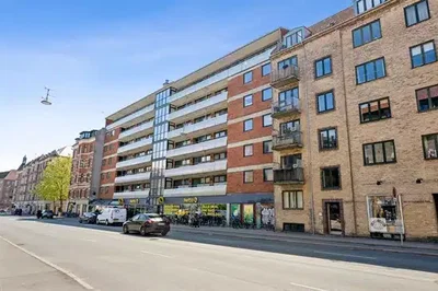 Møbleret lejlighed med elevator og stor privat altan - Tagensvej, København N - 4