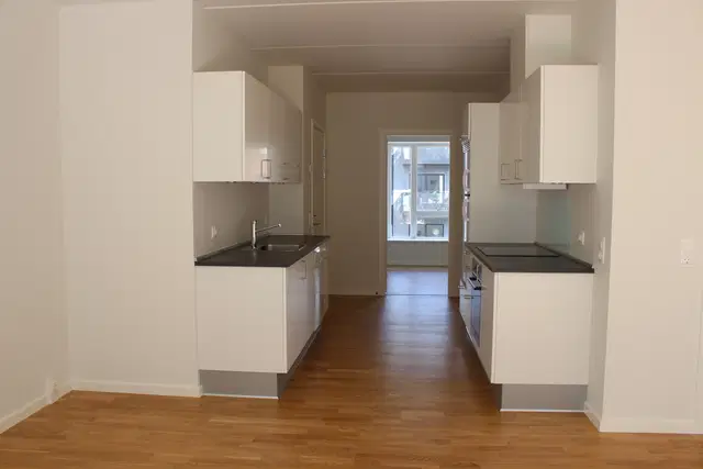 apartment 2-værelses lejlighed på 3. sal!