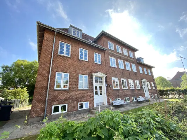 apartment Lys 2-værelses lejlighed med altan i Nyborg