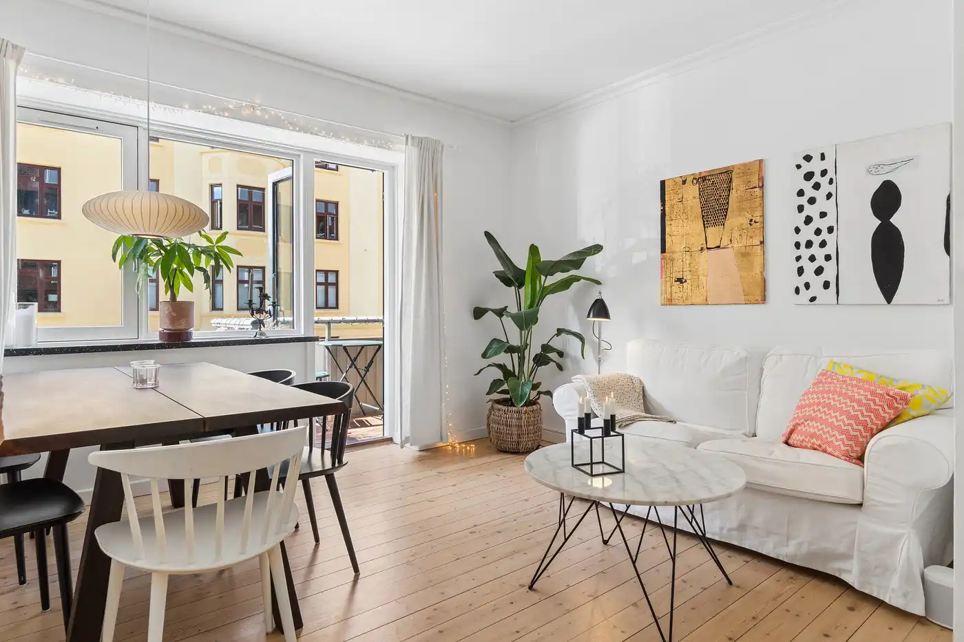 apartment Lys og velindrettet 2V'er med to altaner