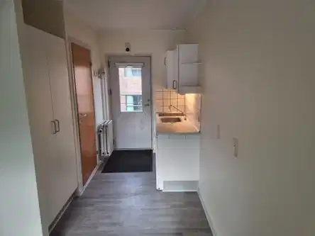 room Lyst 28 m2 ungdomsværelse i Aabenraa