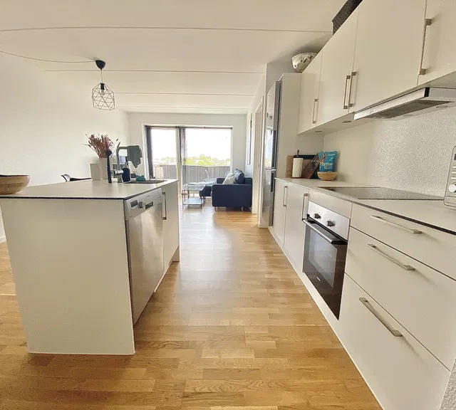 apartment Stor og lys 3-værelses på 94 m² i Aalborg