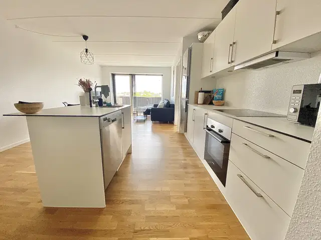 apartment Stor og lys 3-værelses på 94 m² i Aalborg