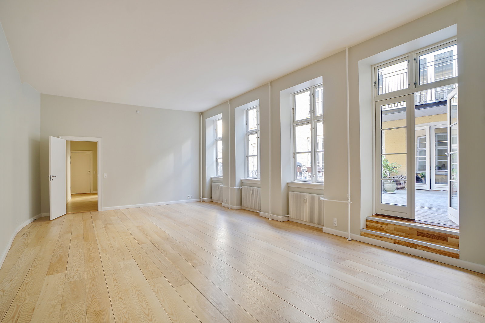 apartment Lys 3-værelses lejlighed på Skindergade, København K