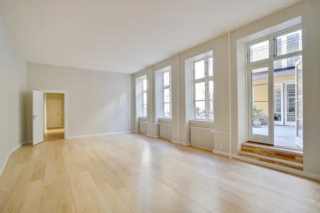 apartment Lys 3-værelses lejlighed på Skindergade, København K