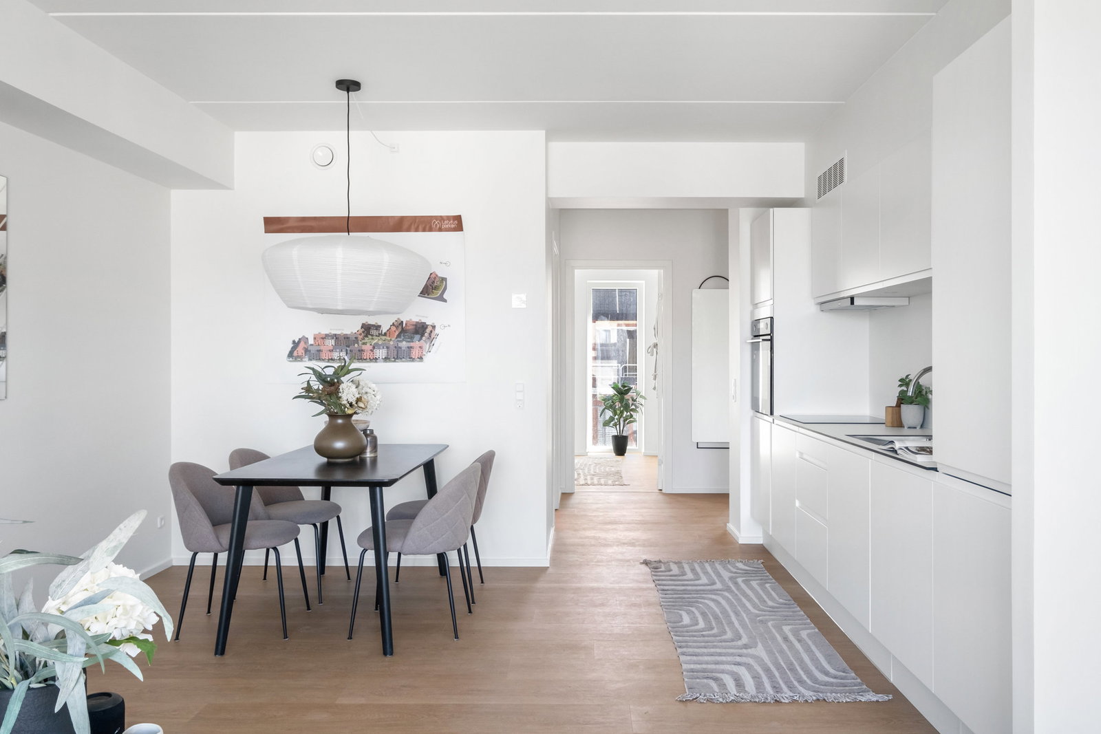 Visual presentation of the listing