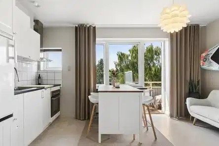 apartment Lys og skøn studio-lejlighed med altan i grønne omgivelser