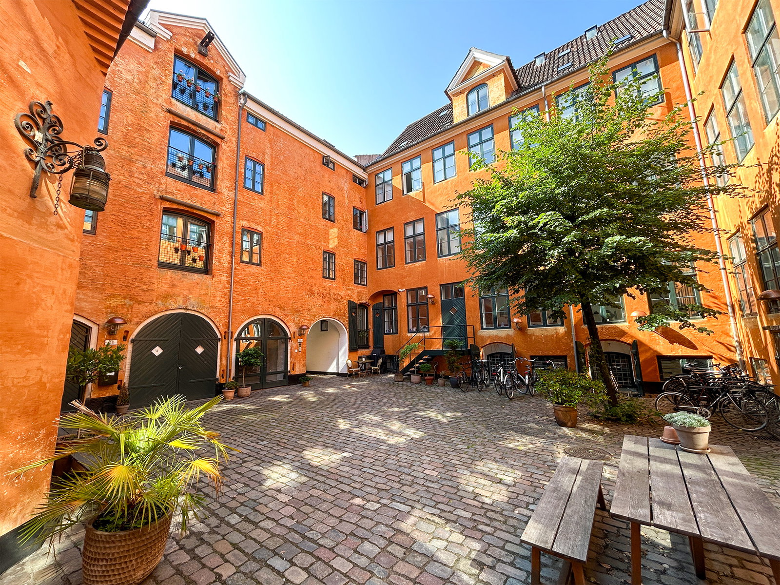 apartment Møbleret penthouse med stor sydvendt altan på Christianshavn