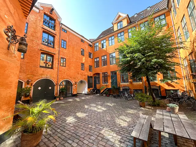apartment Møbleret penthouse med sydvendt altan i Christianshavn