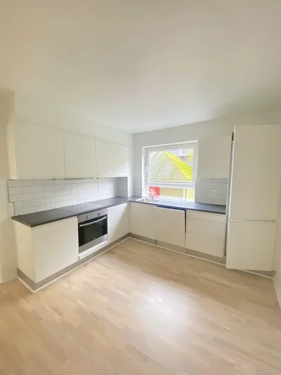 Indbydende 3-værelses på 70 m2 med altan, parkering og husdyr - Digmannsvej, Nørresundby - 1
