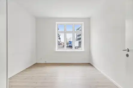 apartment Spacious 4-room apartment of 90 m² with access to a courtyard