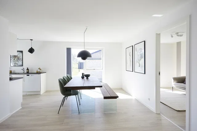 townhouse Single-storey townhouse with garden and two terraces