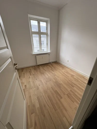 Stor og lys 3-værelses lejlighed tæt på station - Havnegade, Vejle - 4
