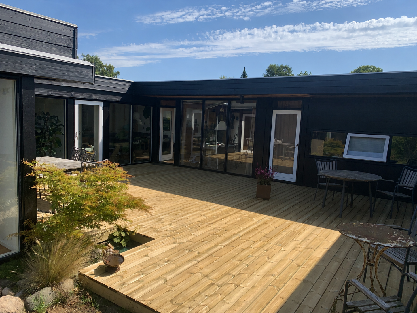 townhouse Furnished family house in a co-housing community with two terraces