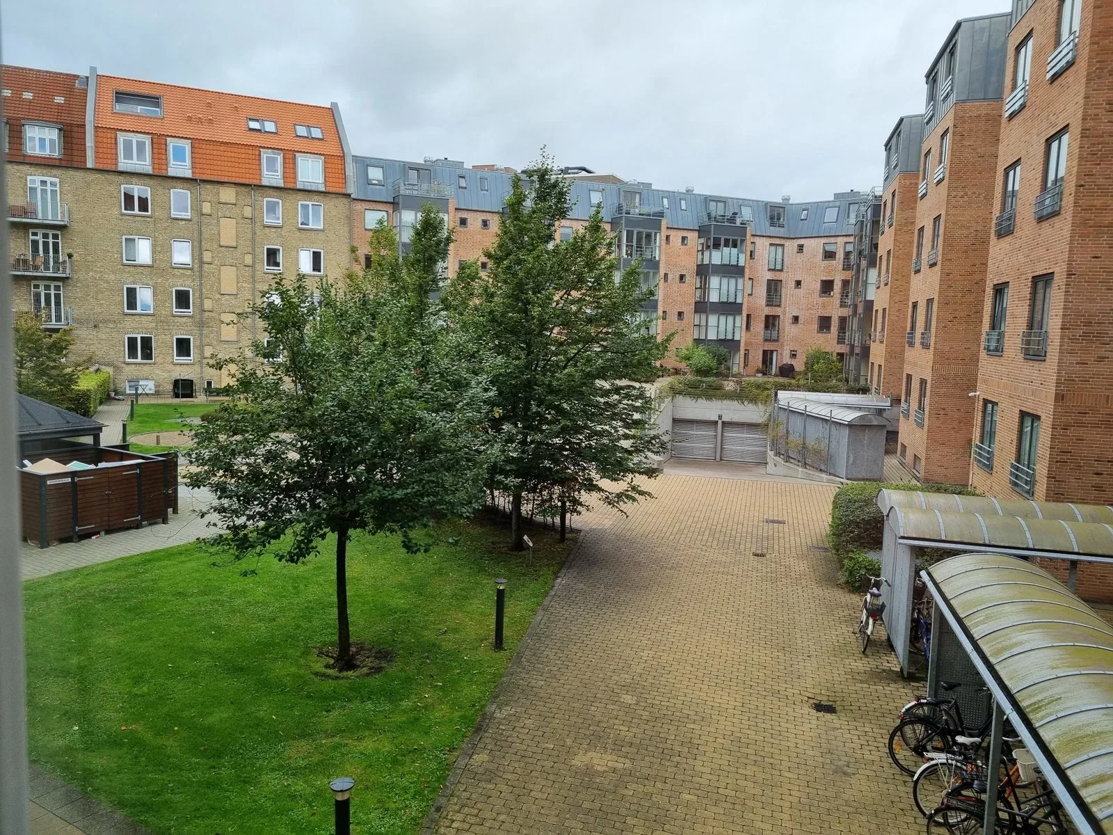 apartment Lækker 3-værelses på 89 m2, Nye vinduer (2026), nyt badevær og HTH-køkken ( 2023)