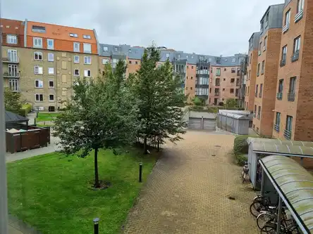 apartment Lovely 3-room apartment of 89 m2, new windows (2026), new bathroom and HTH kitchen (2023)