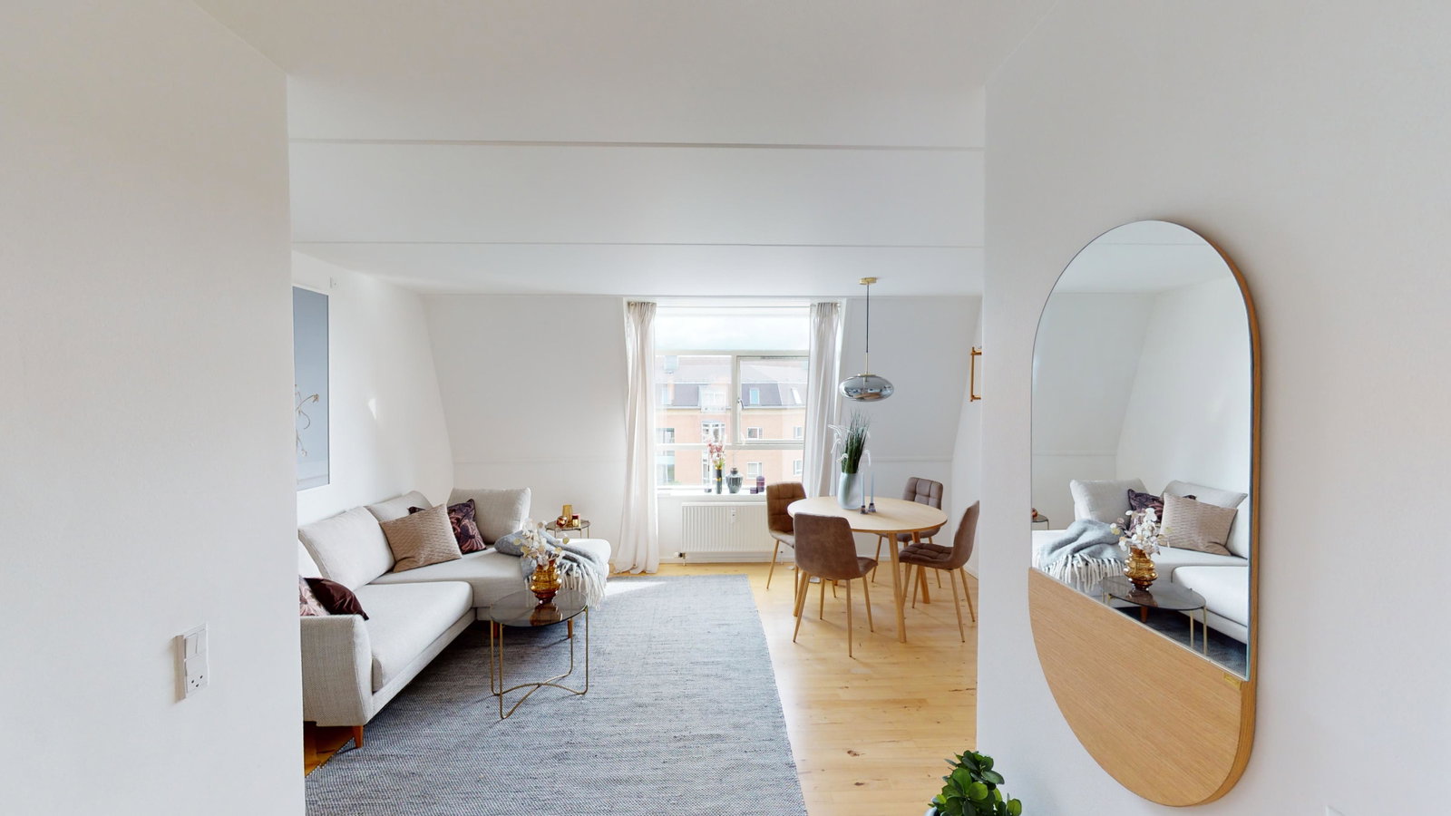 Visual presentation of the listing