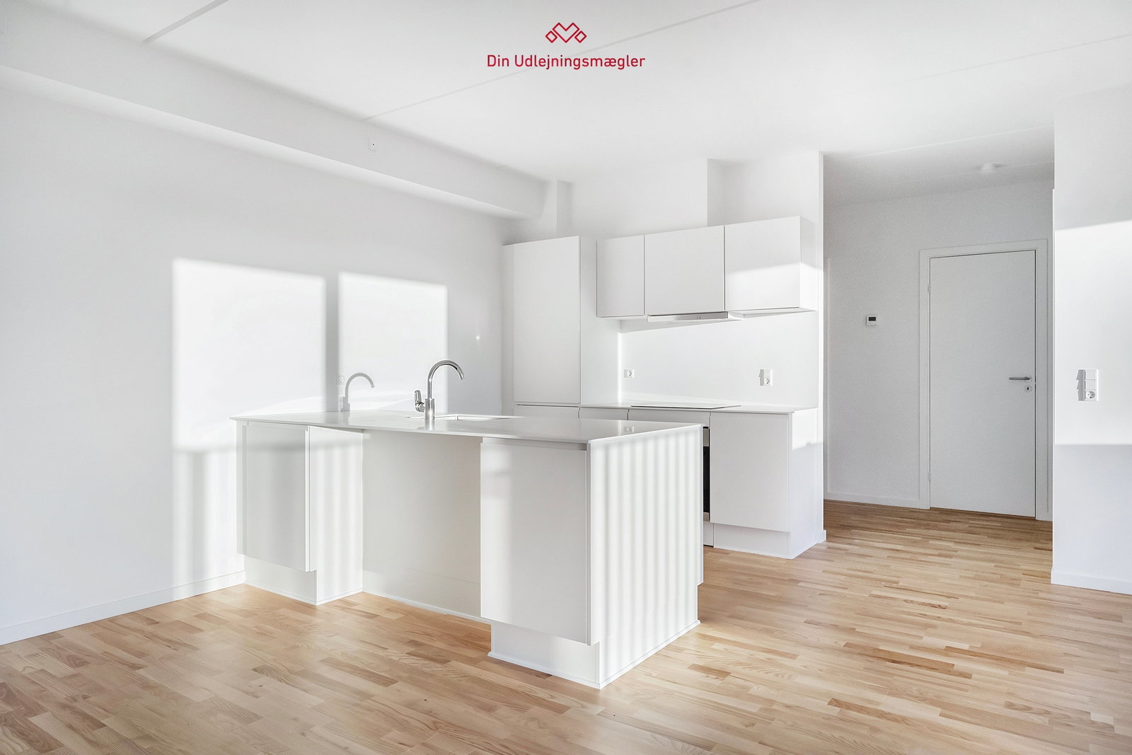apartment Lys 4-værelses lejlighed med altan i Tranders Høje