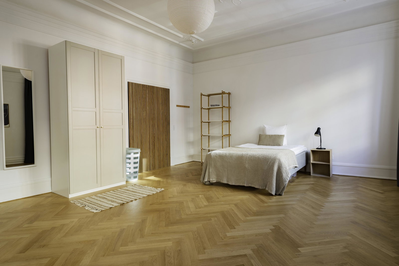 room Single room in a 5-room apartment on Esplanaden