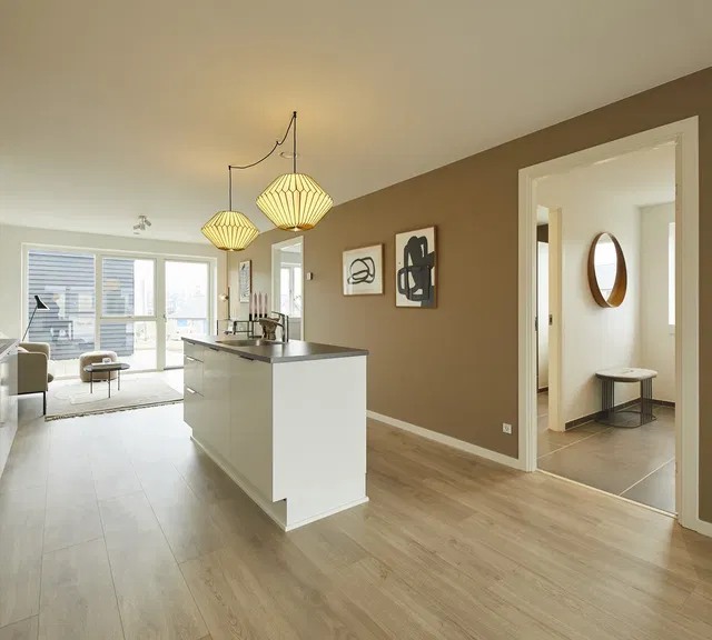 townhouse Lyst 3-værelses dobbelthus med have i Give