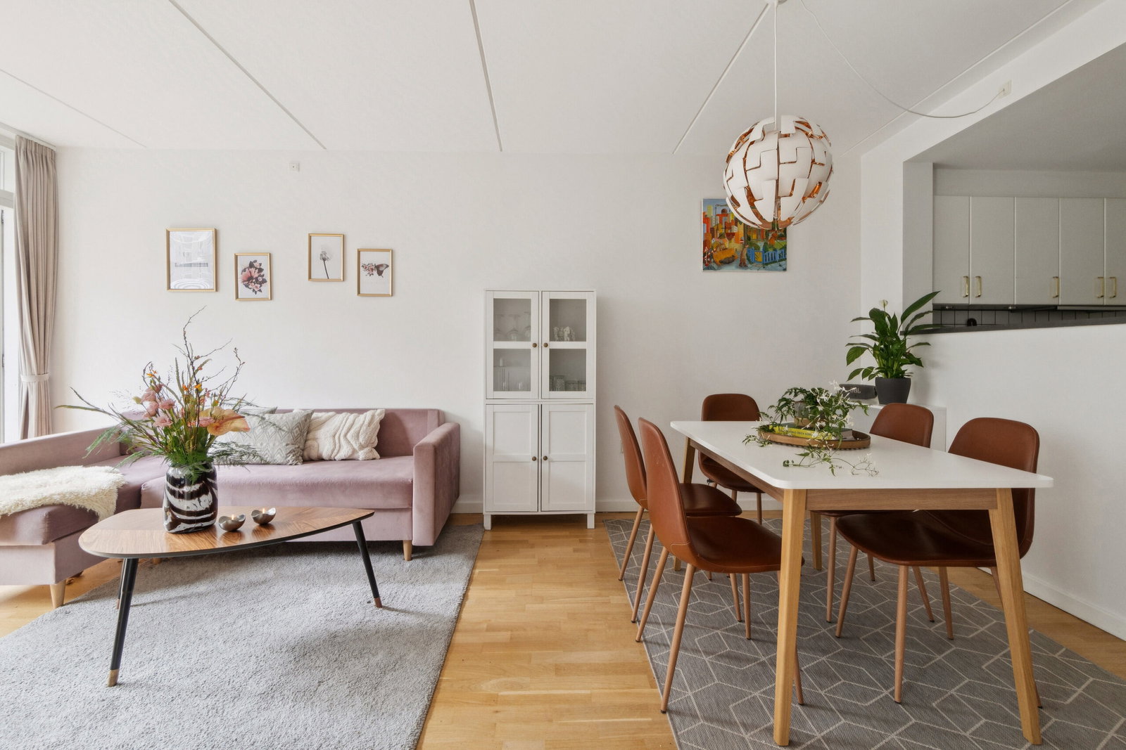 apartment Rummelig 4-værelses på Islands Brygge med stor terrasse