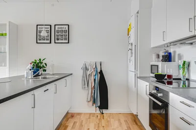 Bright and Modern 3-Room Apartment with Balcony - Overblikket, Aalborg - 1