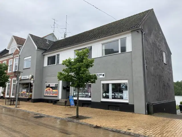apartment Lys 95 m² lejlighed ved Slotssøen i Gråsten