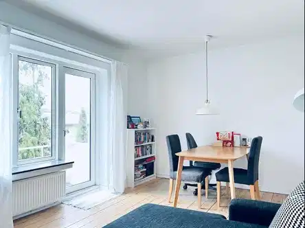 apartment Møbleret lejlighed med stor vestvendt altan