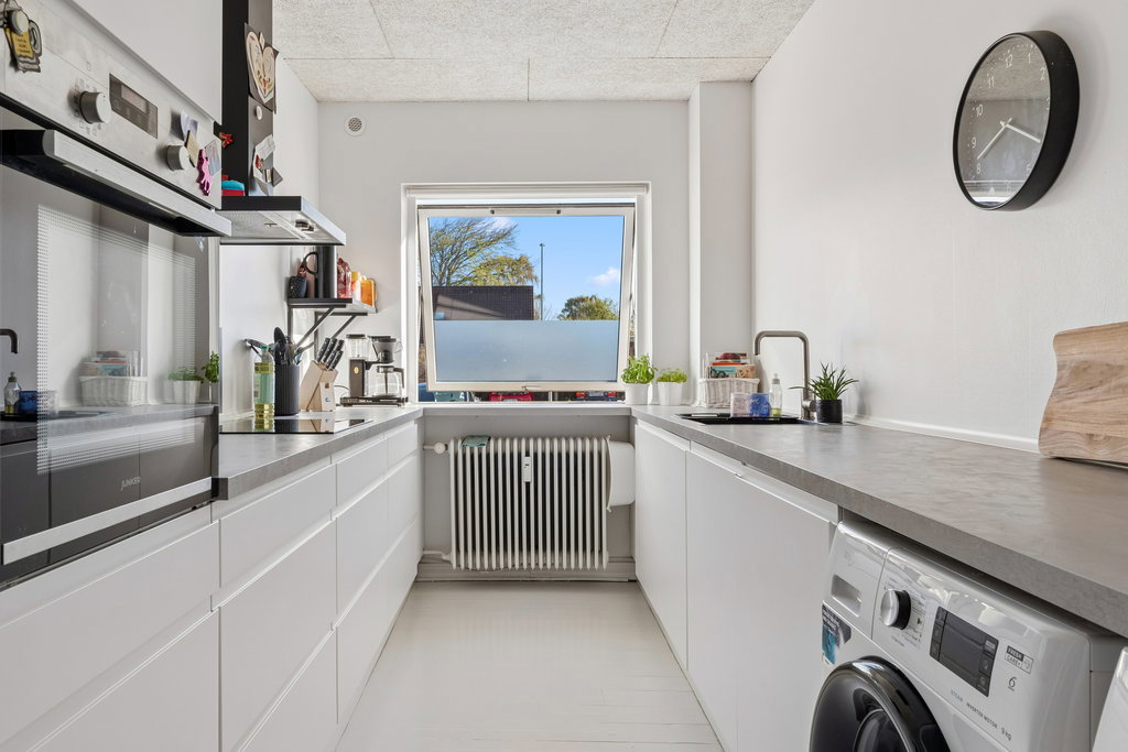 apartment Lys 3-værelses lejlighed på 83 m² tæt ved Aalborg C