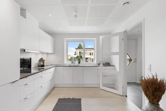 townhouse Lyst og moderne 4-værelses rækkehus i Beder