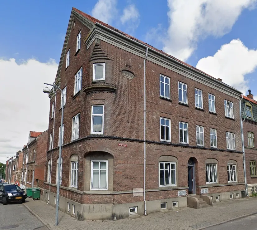 apartment Lys 2-værelses lejlighed i Fredericia med hems