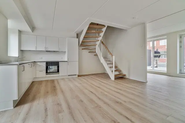 townhouse 5-room townhouse with private terrace
