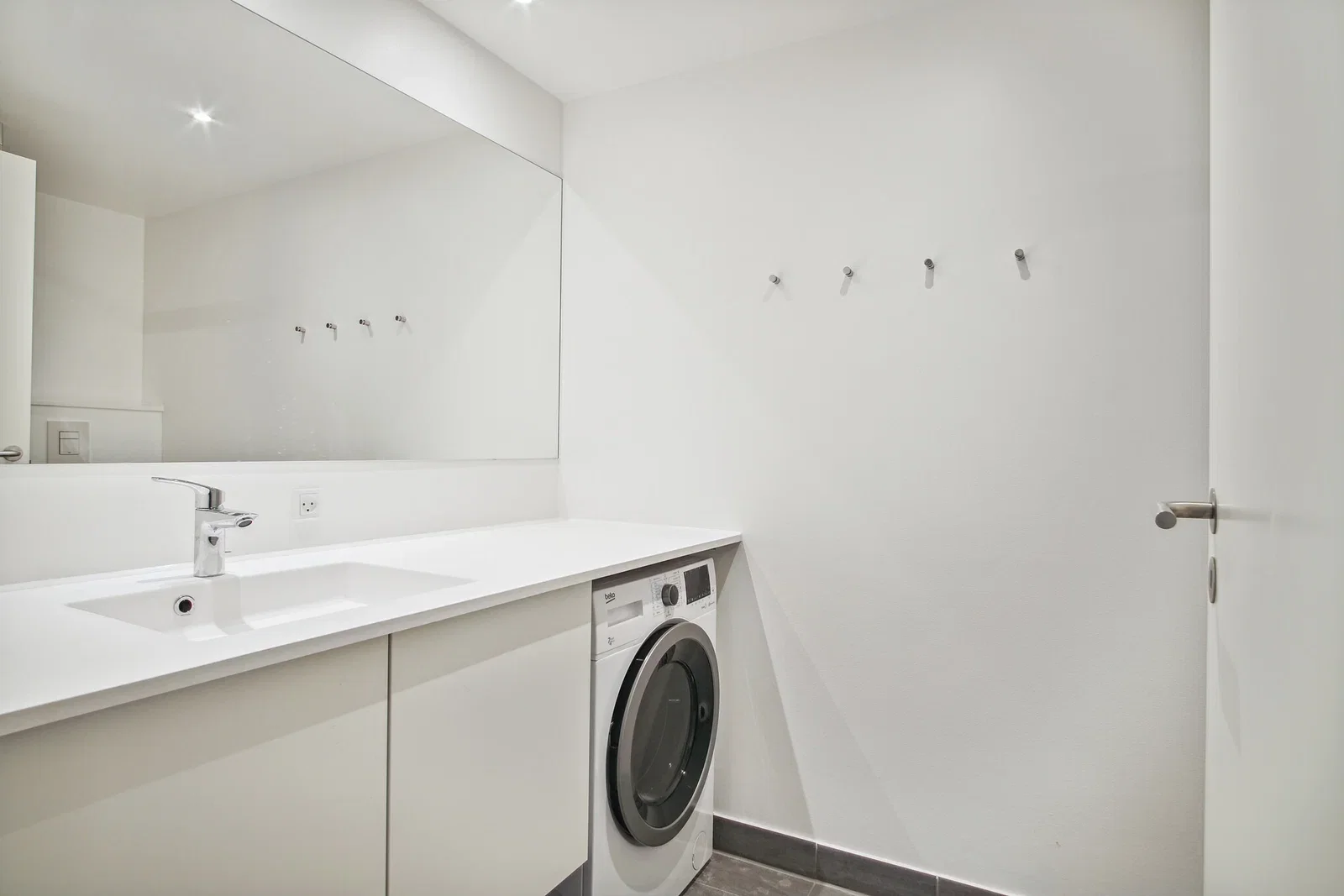 apartment 3-værelses lejlighed med gode faciliteter