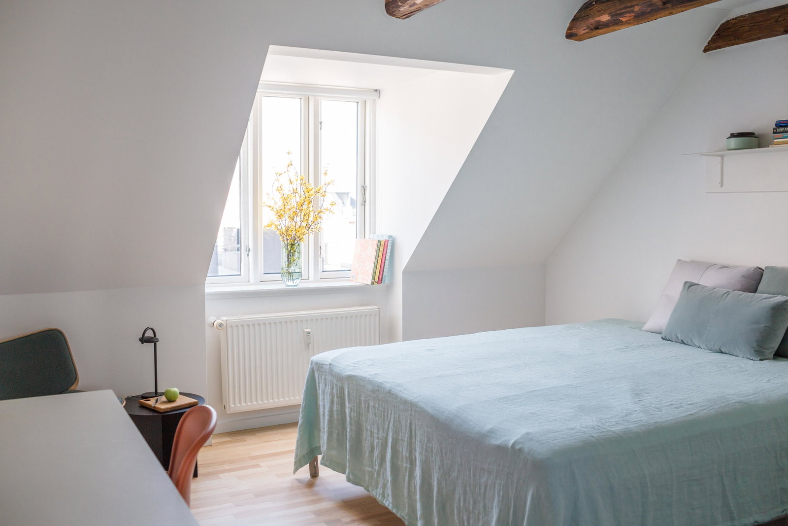 room Charming room in historic apartment near Amalienborg