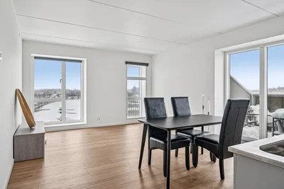 Bright 4-room apartment with balcony in Viby - Rosenhøj, Viby J - 4