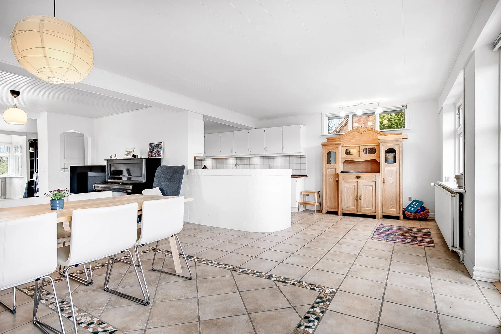 Visual presentation of the listing
