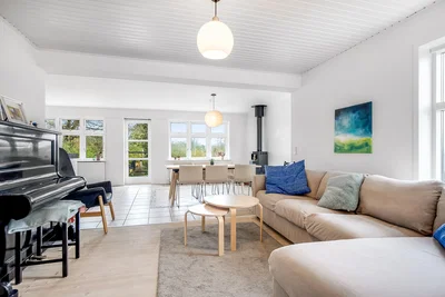 Spacious villa with large garden and garage in Kolding - Dyrehavevej, Kolding - 1