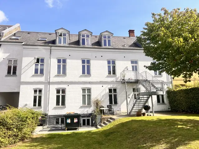 apartment Lys 2-værelses lejlighed centralt i Slagelse