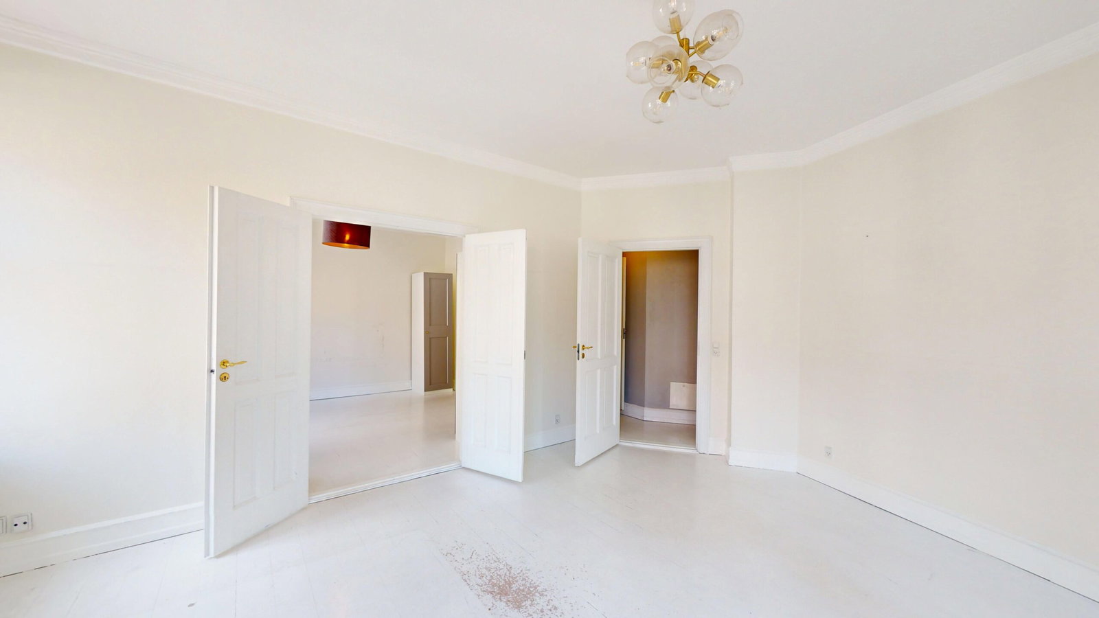 apartment Lys 2-værelses ved Enghave Plads – 56 m², København V