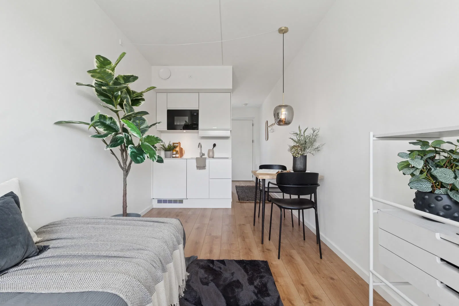 apartment Move-in ready 1-room studio in Nordvest
