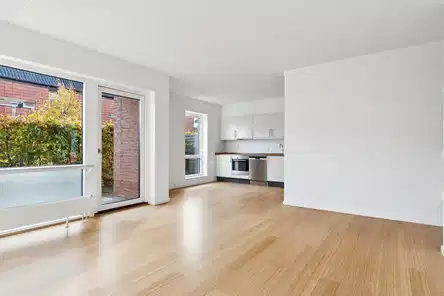 apartment Lys 3-værelses lejlighed med altan ved Solrød Strand