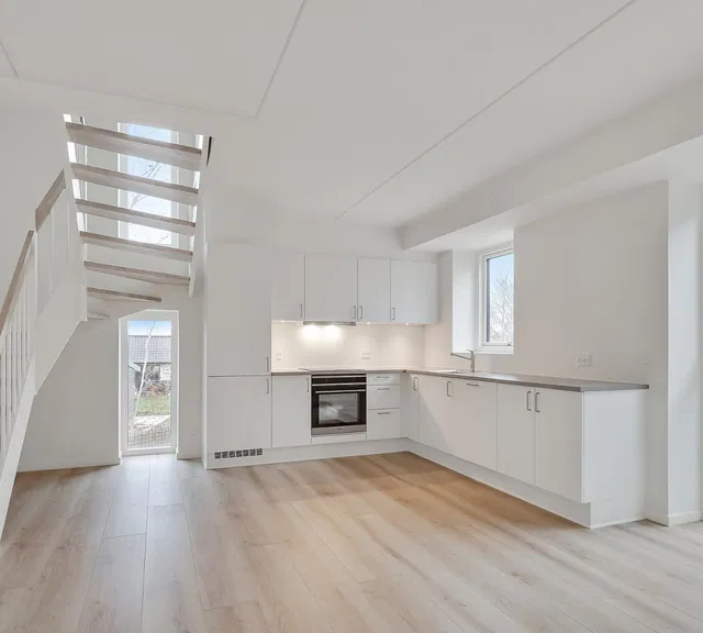 townhouse 5-værelses rækkehus med terrasse og skur