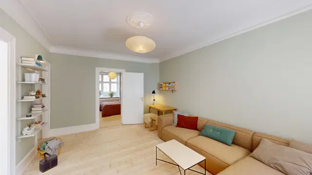 apartment Lys 4-værelses lejlighed med altan på Østerbro