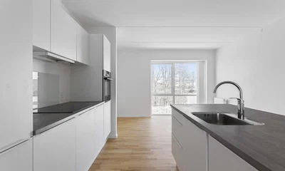 Beautiful and Bright Three-Room Apartment with West-Facing Balcony - Poul Anker Bechs Vej, Aalborg SV - 2