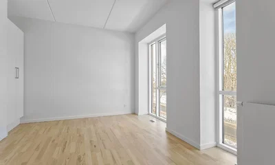 Beautiful and Bright Three-Room Apartment with West-Facing Balcony - Poul Anker Bechs Vej, Aalborg SV - 3