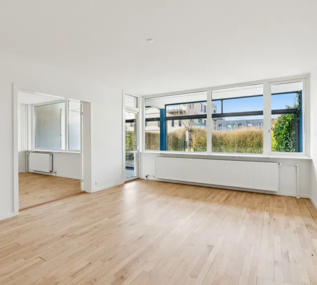 apartment Lys 2-værelses lejlighed i grønne omgivelser